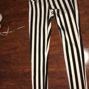 Stripped leggings